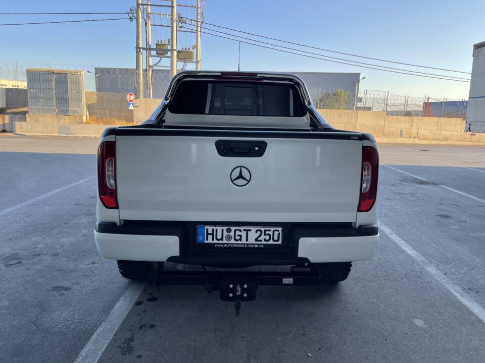 Mercedes-Benz X 250 '19